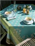 Recevoir in vert green table linens
