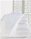 Giotto 590 threads in White bed linens