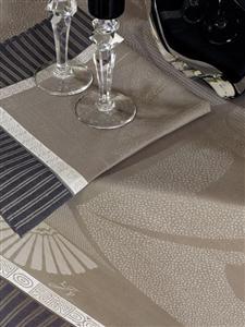 Le Jacquard Francais Art Deco in agate french table linens