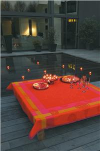 Cite Imperiale in Poppy french table linen Le Jacquard Francais 