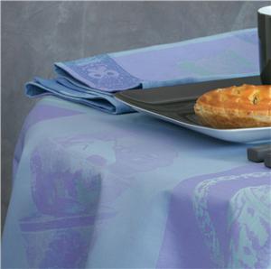 Darjeeling porceline blue coated tablecloth