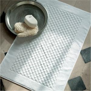 Etoile Bath towels in White