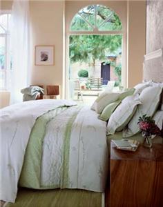 Souffle luxury percale bed linens by Yves Delorme