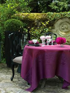 Venezia 100% linen tablecloth sizes 69x149 or 86x149 in Purple
