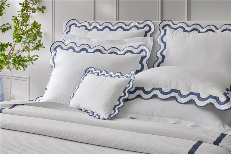 Mirasol matelasse Bedding by Matouk