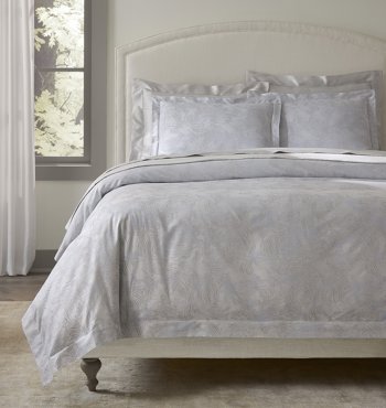 Riflesso Bedding by Sferra