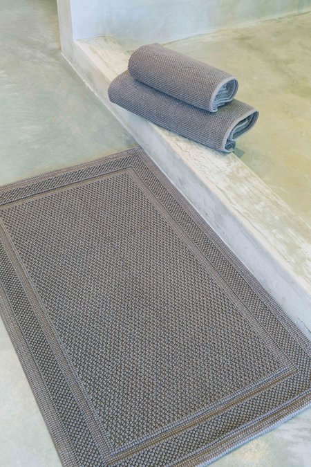Bee Waffle Bath mat by Graccioza
