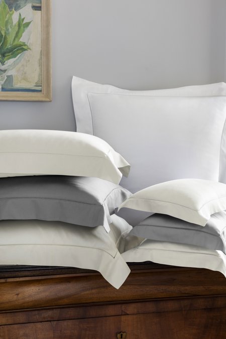 Fiona 300 TC Sateen Cotton bed linens by Sferra