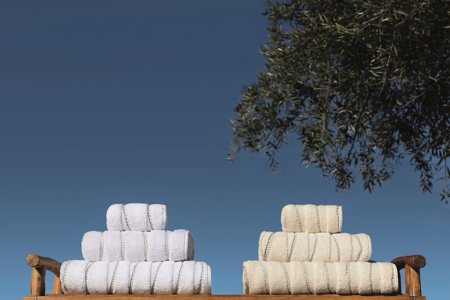Opera white/natural Bath towels Graccioza