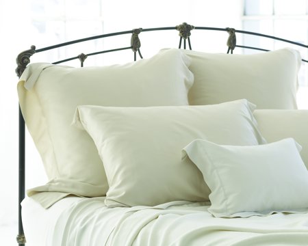 Legna Classic Cloud King sheet set by SDH Legna