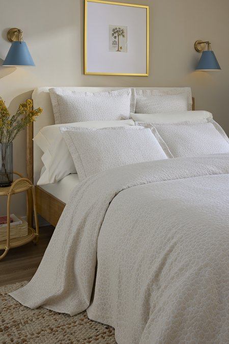 Aurelia Bed Coverlet in white/sand by Sferra