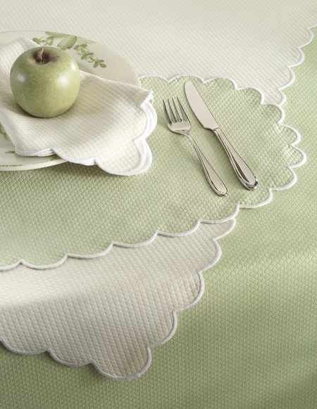 Savannah Gardens Tablecloth or Napkins by Matouk
