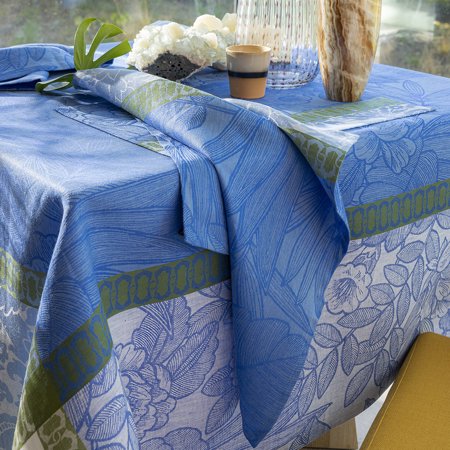 Escapade Tropicale blue by Le Jacquard Francais