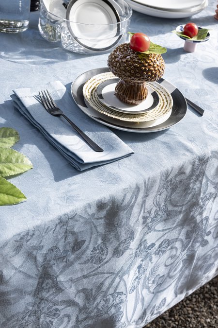 Tivoli blue linen Tablecloths by Le Jacquard Francais