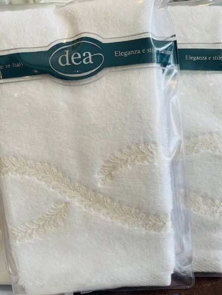 Mirea Fingertip Guest Towels set of 2 white/ivory