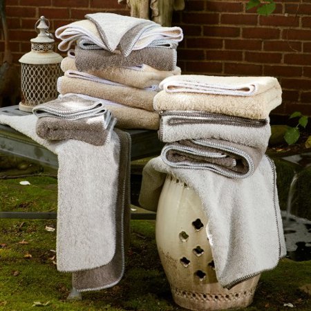 Whipstitch Cairo Guest towels by Matouk