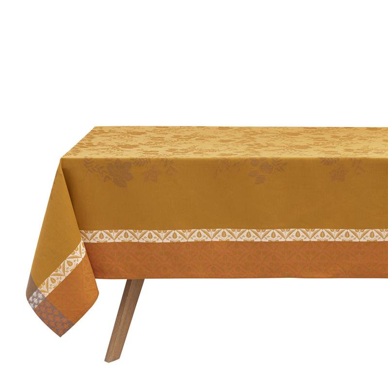 Manor Lane Table Linens by Le Jacquard Francais